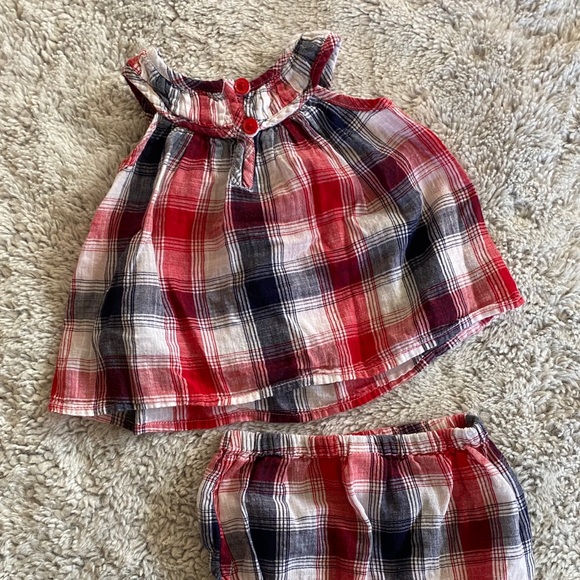🎉3 for 15!🎉 Plaid Outfit - Picture 4 of 7